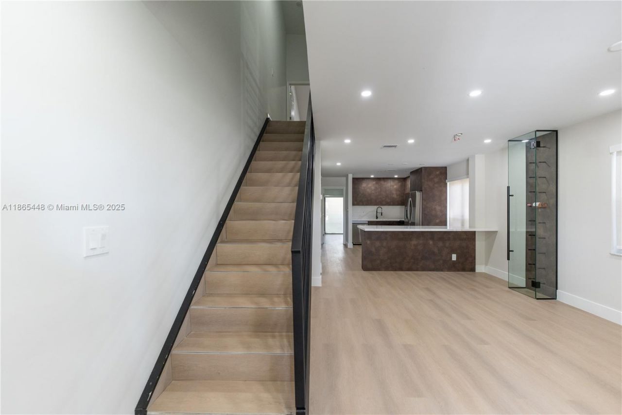 11551 Royal Palm Blvd, Unit 1-5, Coral Springs, FL 33065 Photo