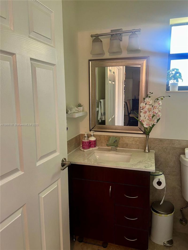 2964 S Carambola Cir S, Unit 2039, Coconut Creek, FL 33066 Photo