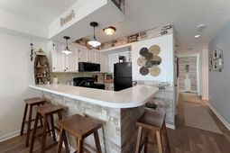 126 N Waccamaw Dr. photo 4