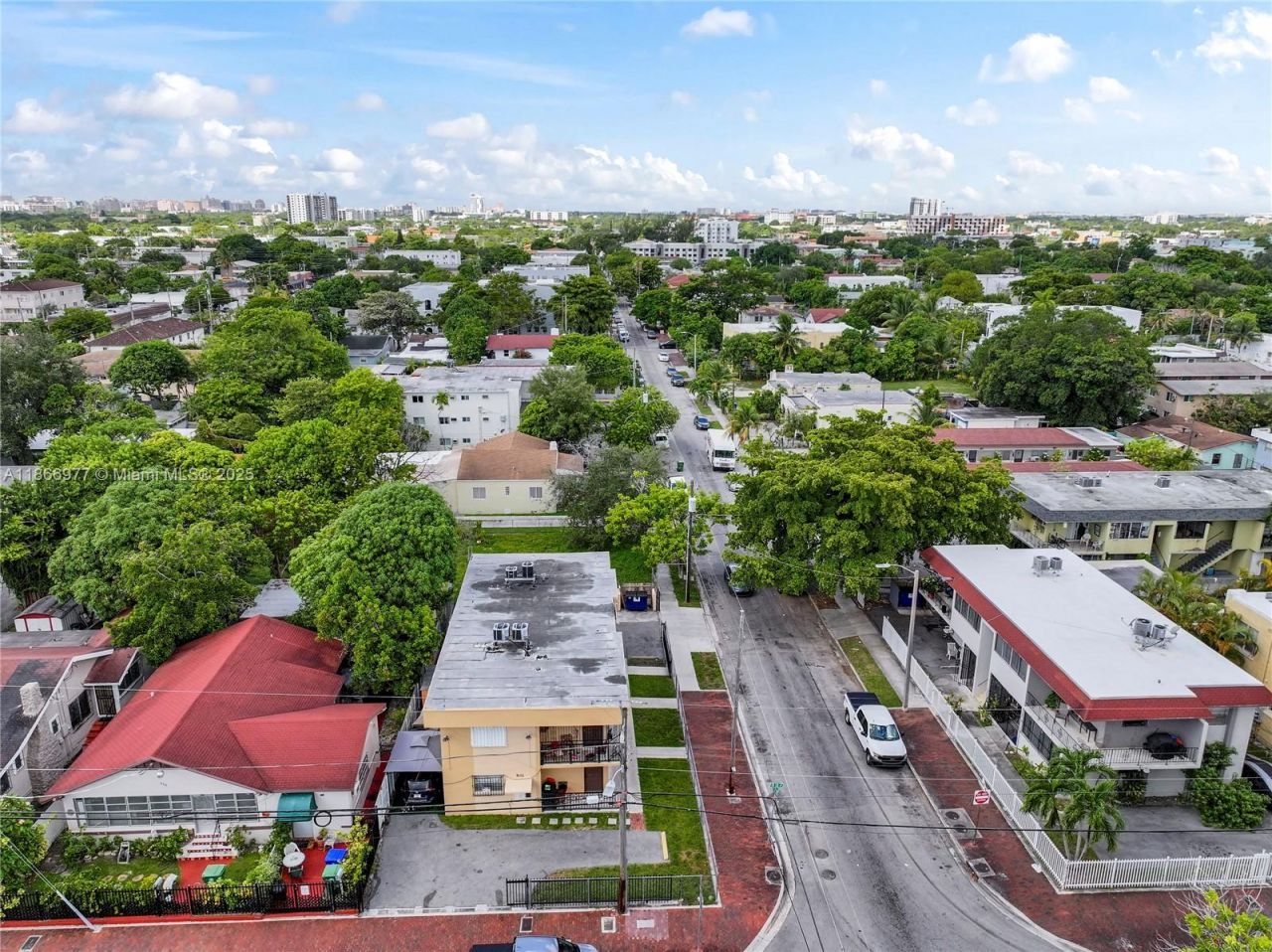 502 SW 13th Ave, Miami, FL 33135 Photo