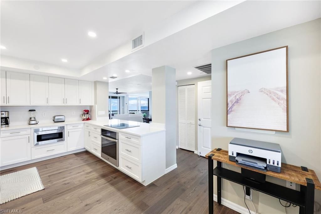 5501 Heron Point Dr, Unit 1203, Naples, FL 34108 Photo