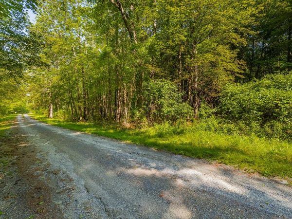 1 & 2 Joy Lane, Arlington, VT 05250