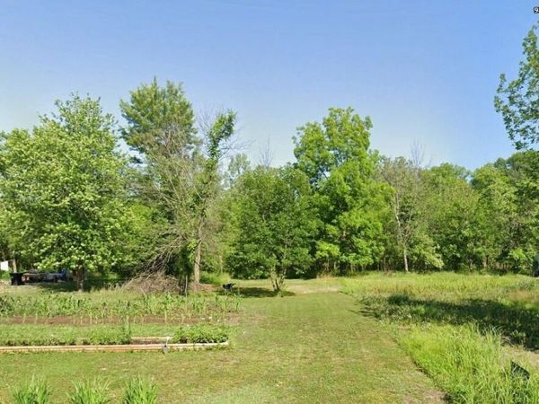 9609 Engineers Road, Jefferson City, MO 65101