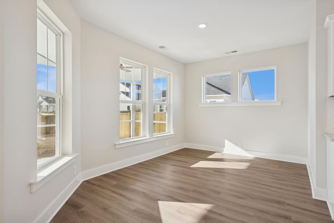 718 Twinflower Lane Photo 16