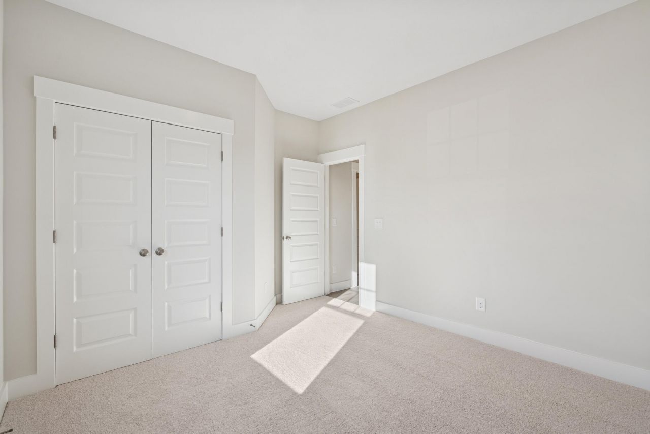 718 Twinflower Lane Photo 30