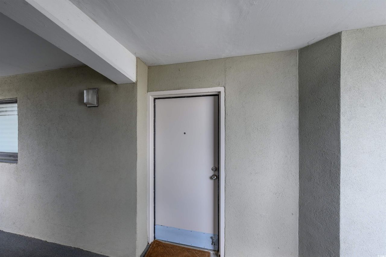 5806 N Ocean Blvd. N Photo 33