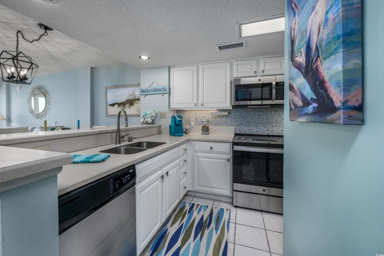 5806 N Ocean Blvd. N Photo 7