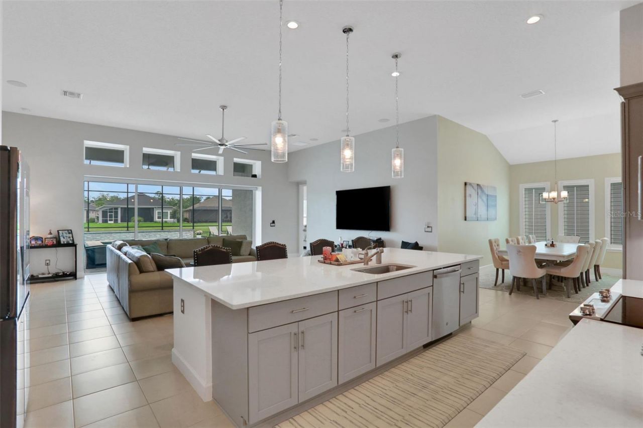 402 Aquamarine Way, Daytona Beach, FL 32124 Photo