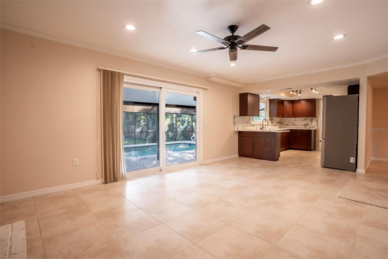 7324 Phillips Street, Sarasota, FL 34243 Photo