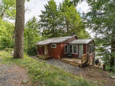 80 Krigbaum Drive, Altmar, NY 13302