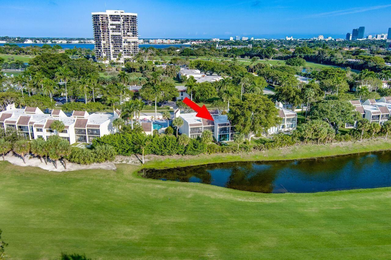 1731 Presidential Way, Unit C-203, West Palm Beach, FL 33401 Photo