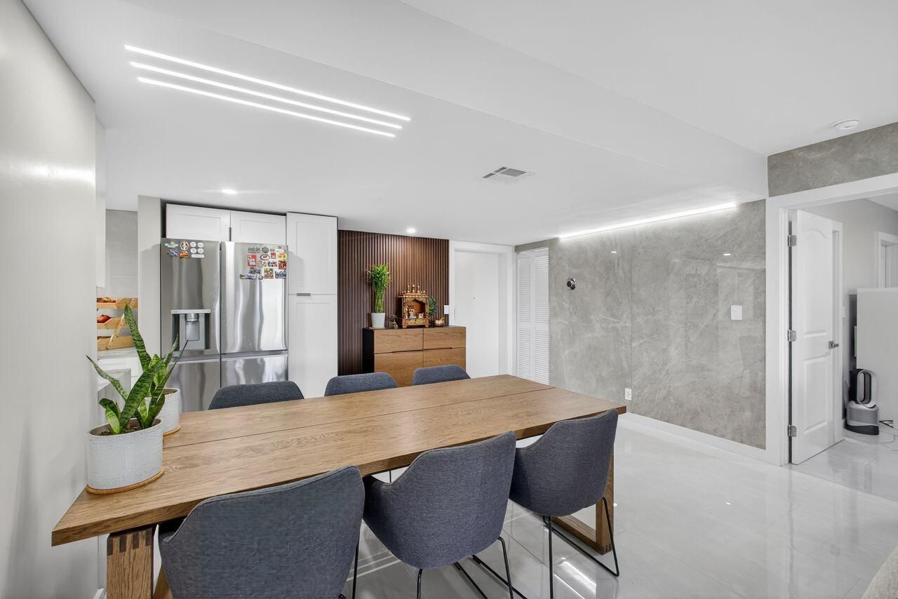 1731 Presidential Way, Unit C-203, West Palm Beach, FL 33401 Photo