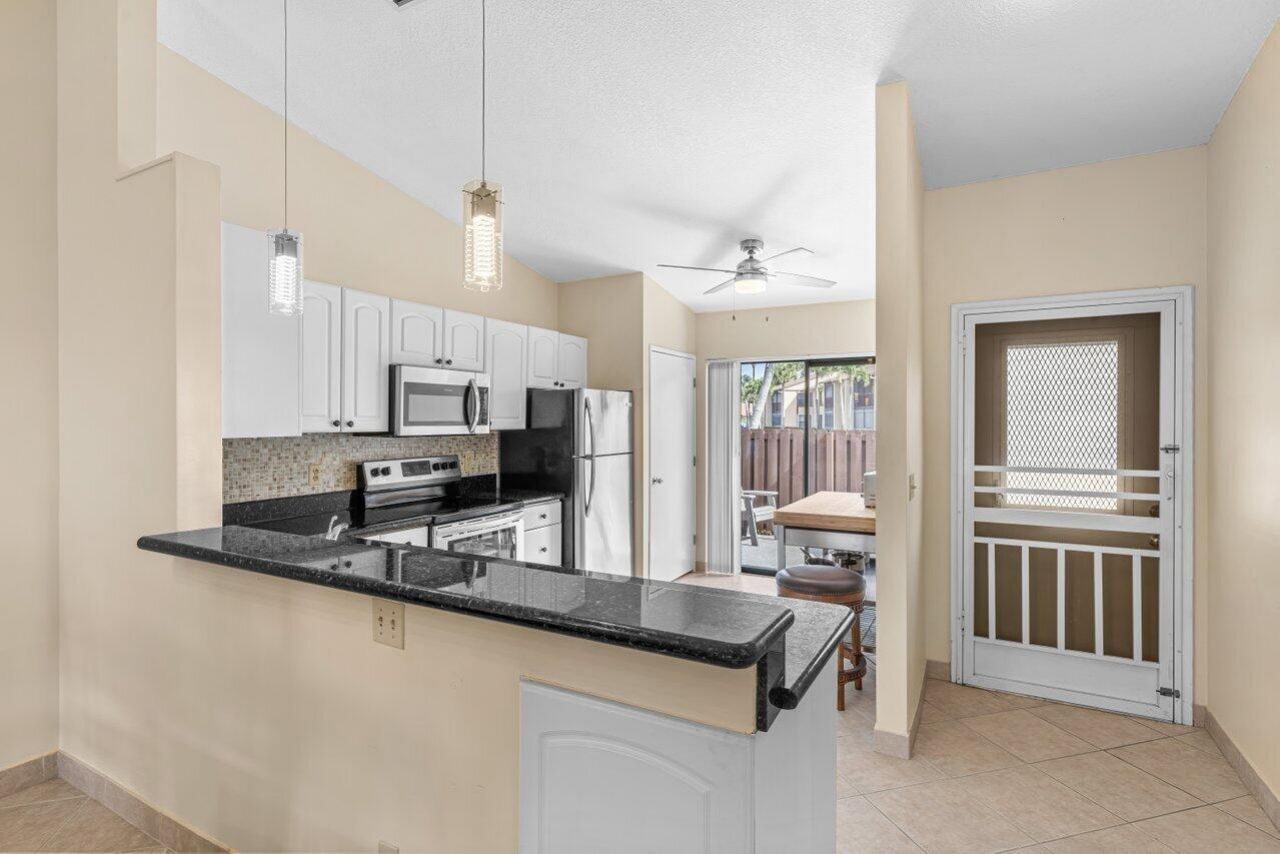 816 Sky Pine Way, Unit G, Greenacres, FL 33415 Photo