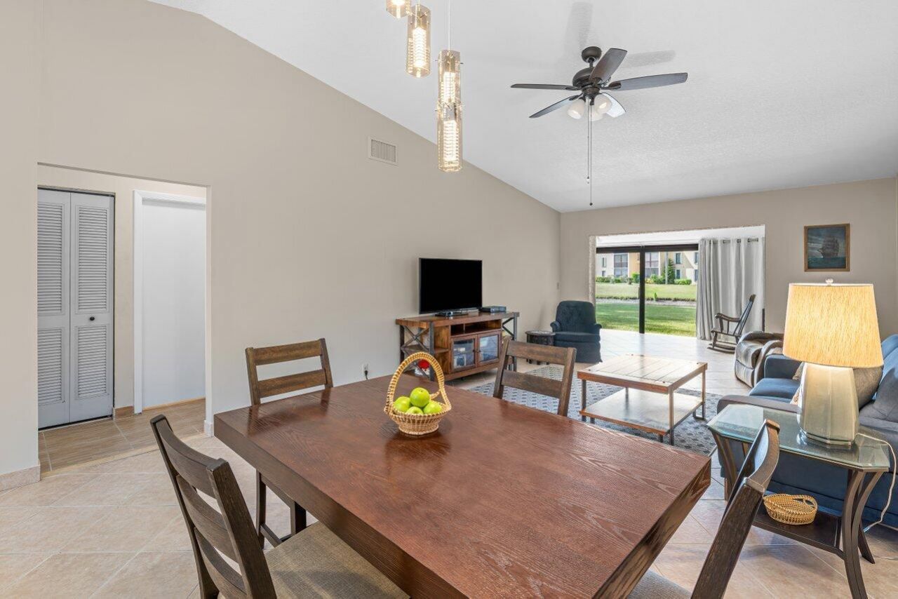 816 Sky Pine Way, Unit G, Greenacres, FL 33415 Photo