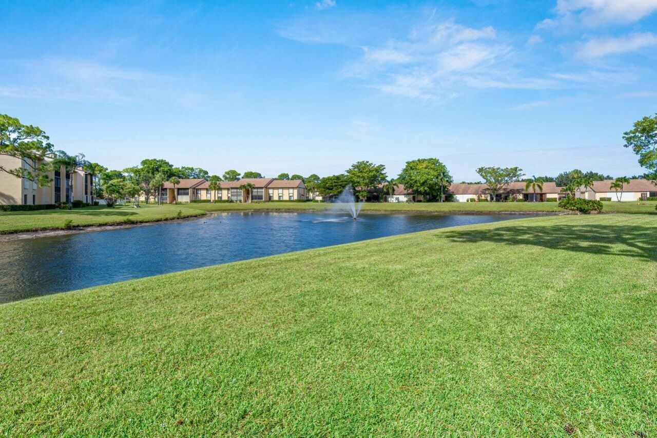 816 Sky Pine Way, Unit G, Greenacres, FL 33415 Photo