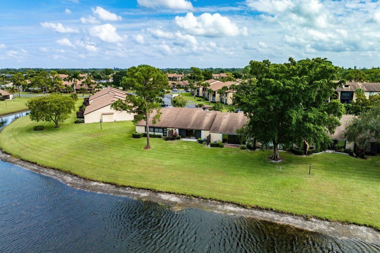 816 Sky Pine Way, Unit G, Greenacres, FL 33415 Photo