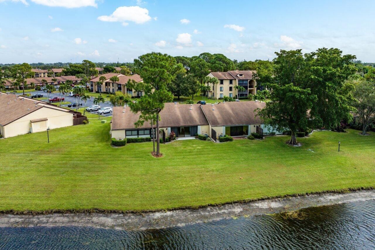 816 Sky Pine Way, Unit G, Greenacres, FL 33415 Photo