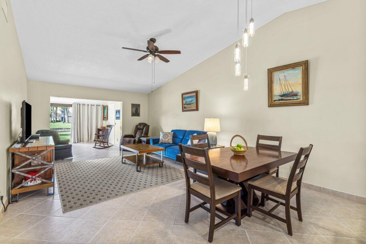 816 Sky Pine Way, Unit G, Greenacres, FL 33415 Photo