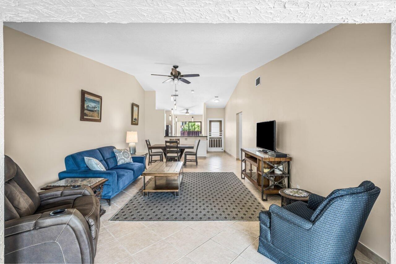 816 Sky Pine Way, Unit G, Greenacres, FL 33415 Photo