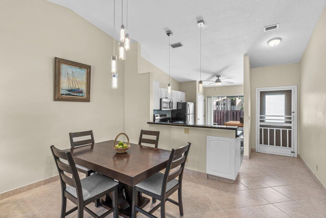 816 Sky Pine Way, Unit G, Greenacres, FL 33415 Photo