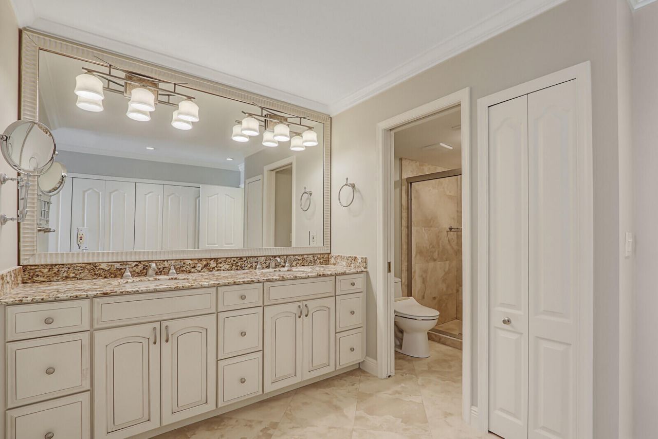 2051 NE Ocean Boulevard, Unit A21, Stuart, FL 34996 Photo