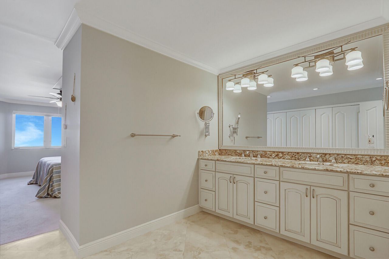 2051 NE Ocean Boulevard, Unit A21, Stuart, FL 34996 Photo