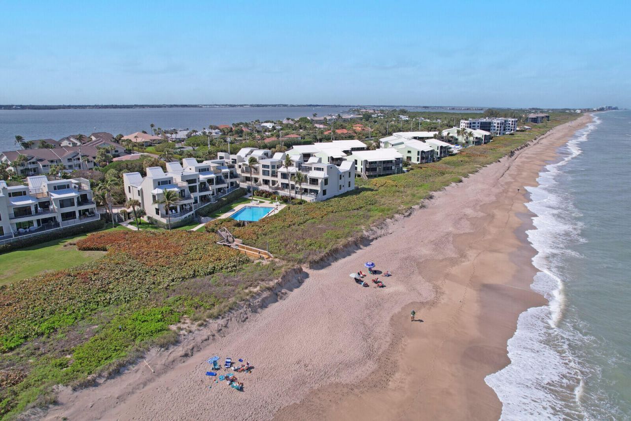 2051 NE Ocean Boulevard, Unit A21, Stuart, FL 34996 Photo