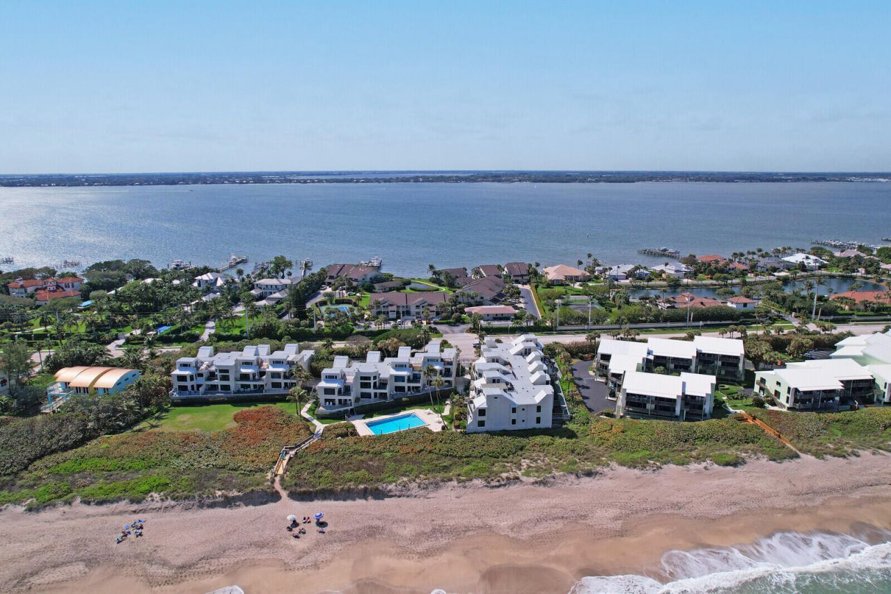 2051 NE Ocean Boulevard, Unit A21, Stuart, FL 34996 Photo