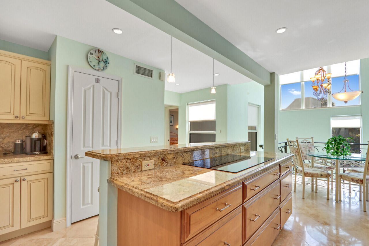 2051 NE Ocean Boulevard, Unit A21, Stuart, FL 34996 Photo