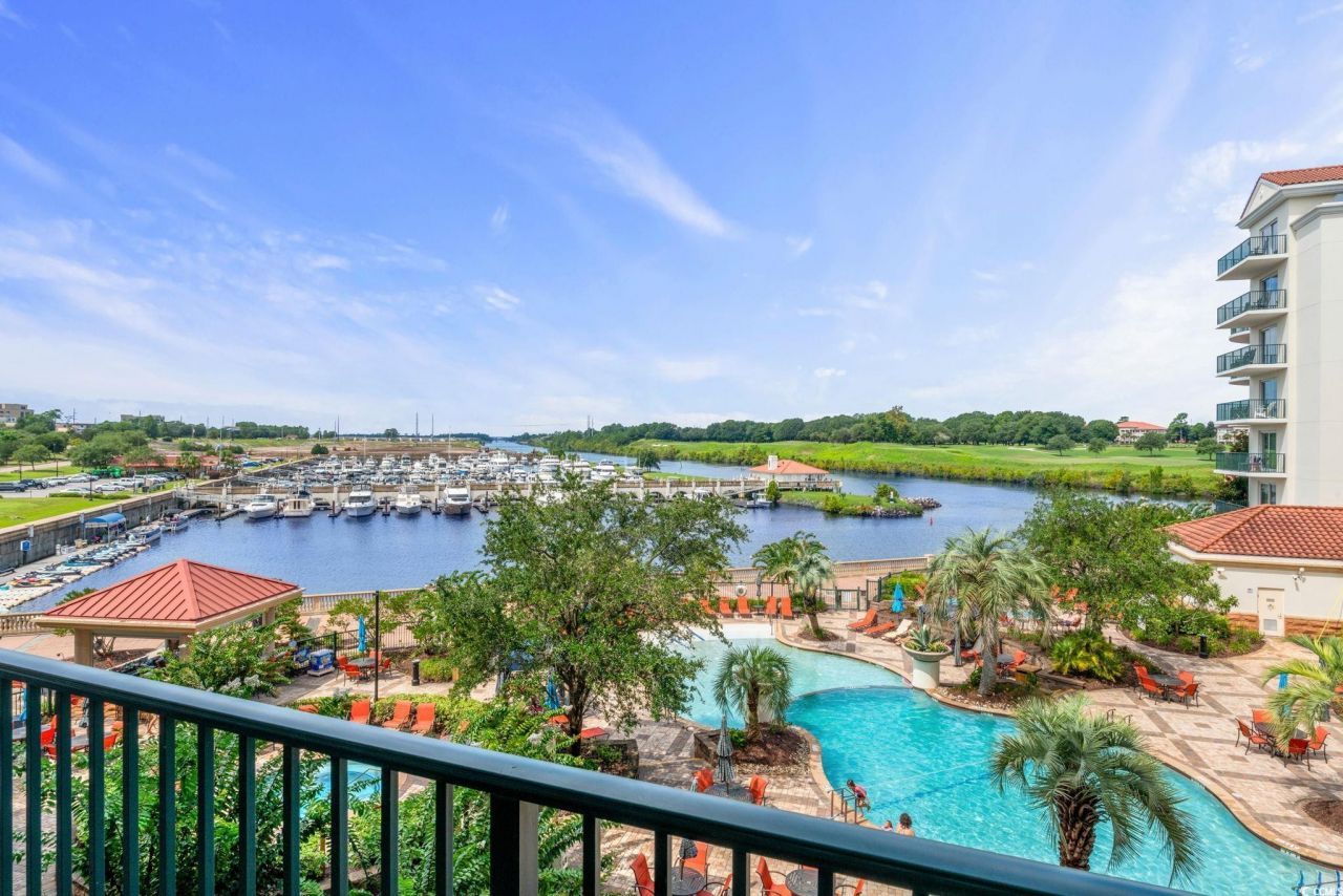 8121 Amalfi Pl. Photo 16