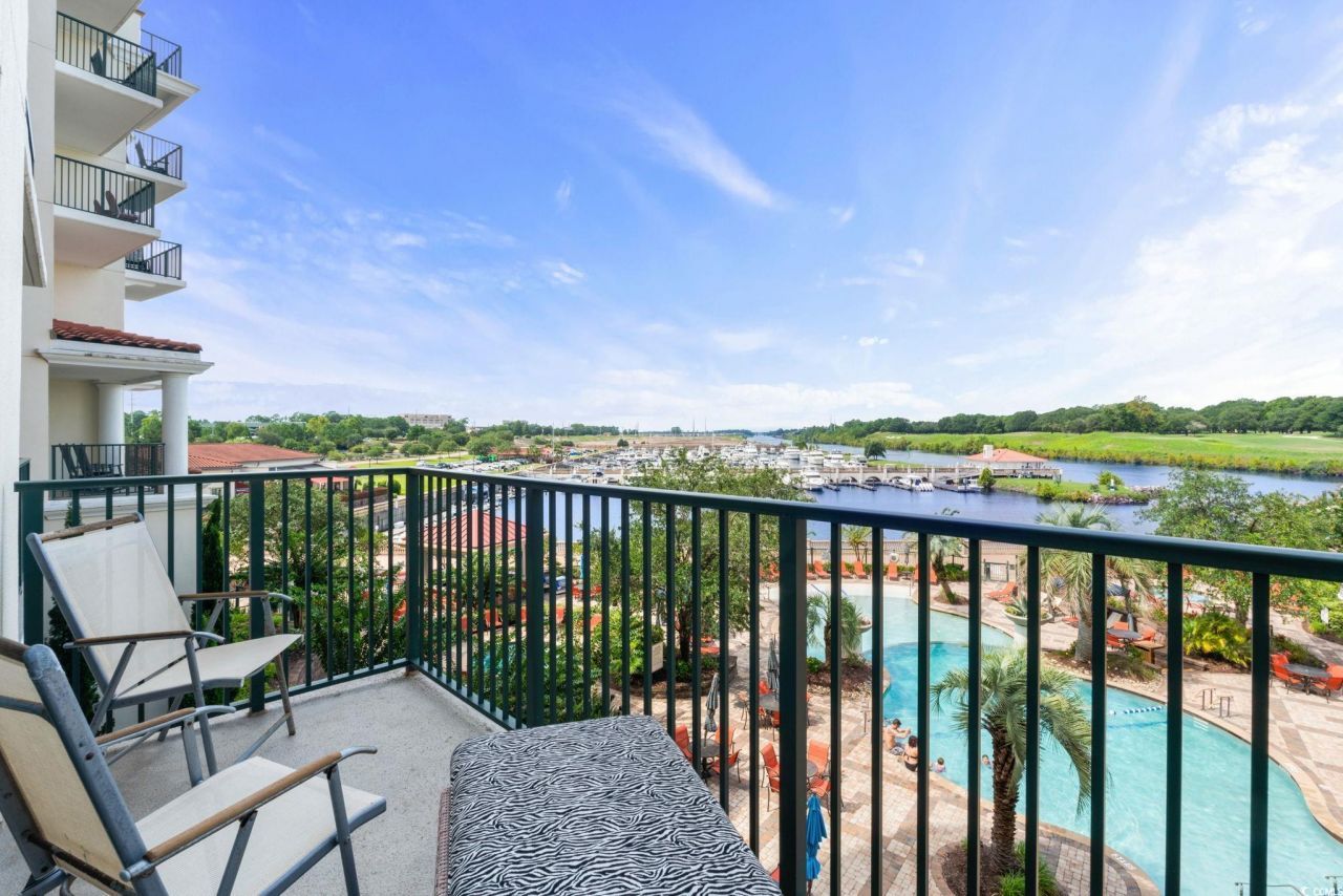 8121 Amalfi Pl. Photo 20