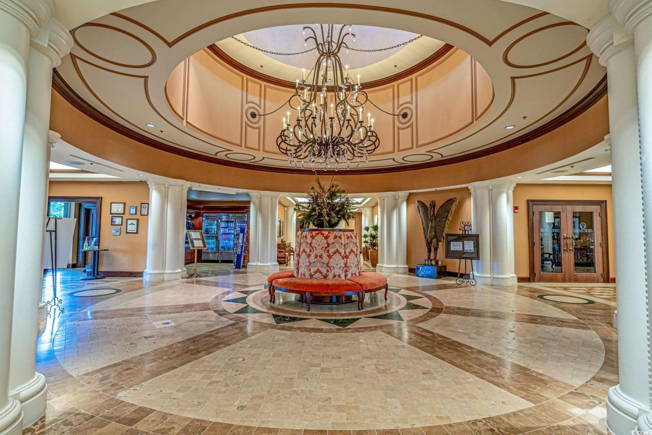 8121 Amalfi Pl. Photo 33