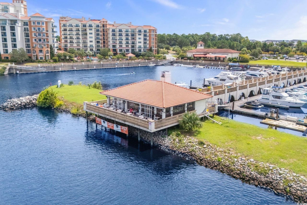 8121 Amalfi Pl. Photo 37