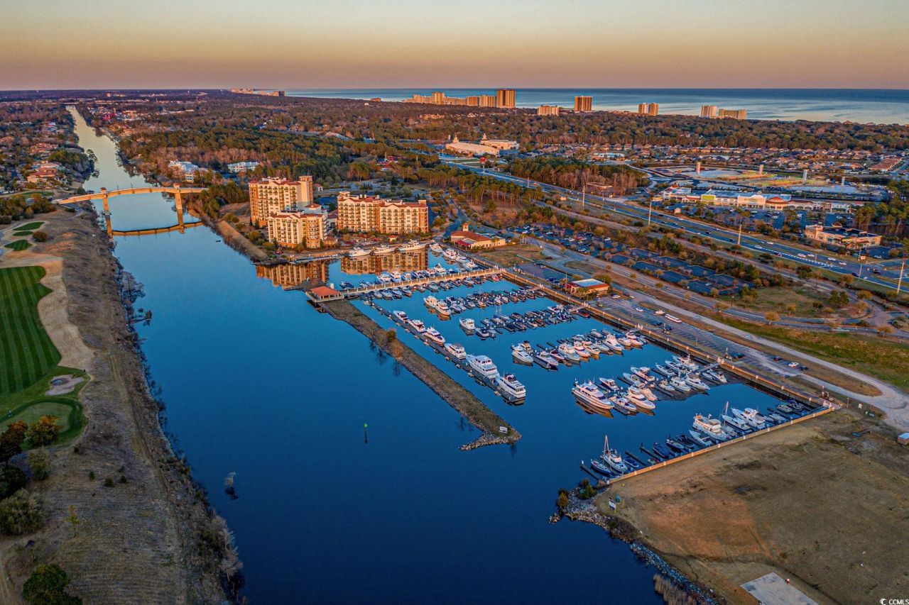 8121 Amalfi Pl. Photo 38