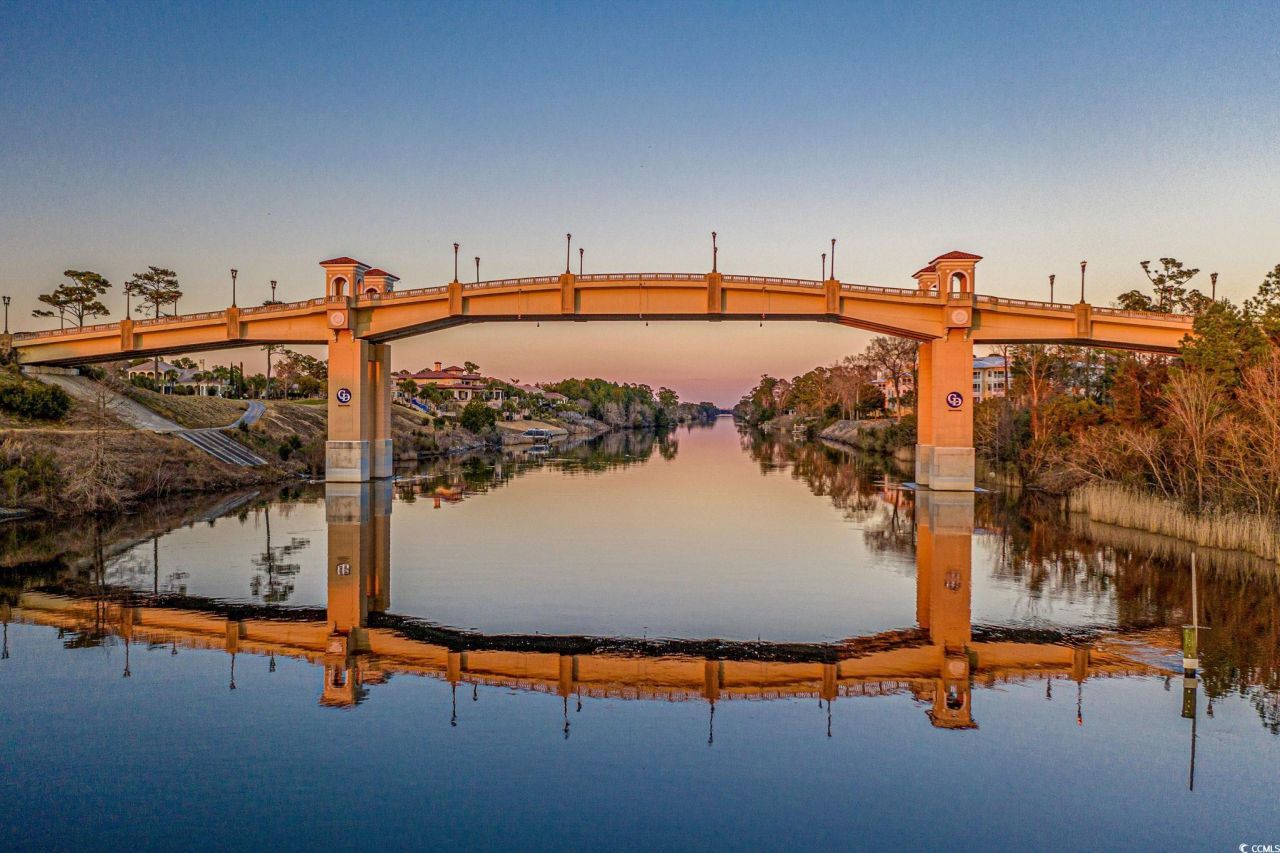 8121 Amalfi Pl. Photo 40