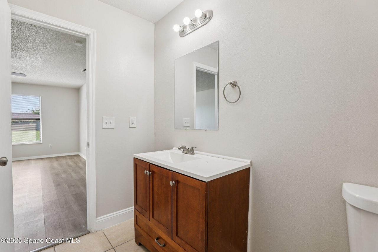 493 Quarry Lane, Sebastian, FL 32958 Photo