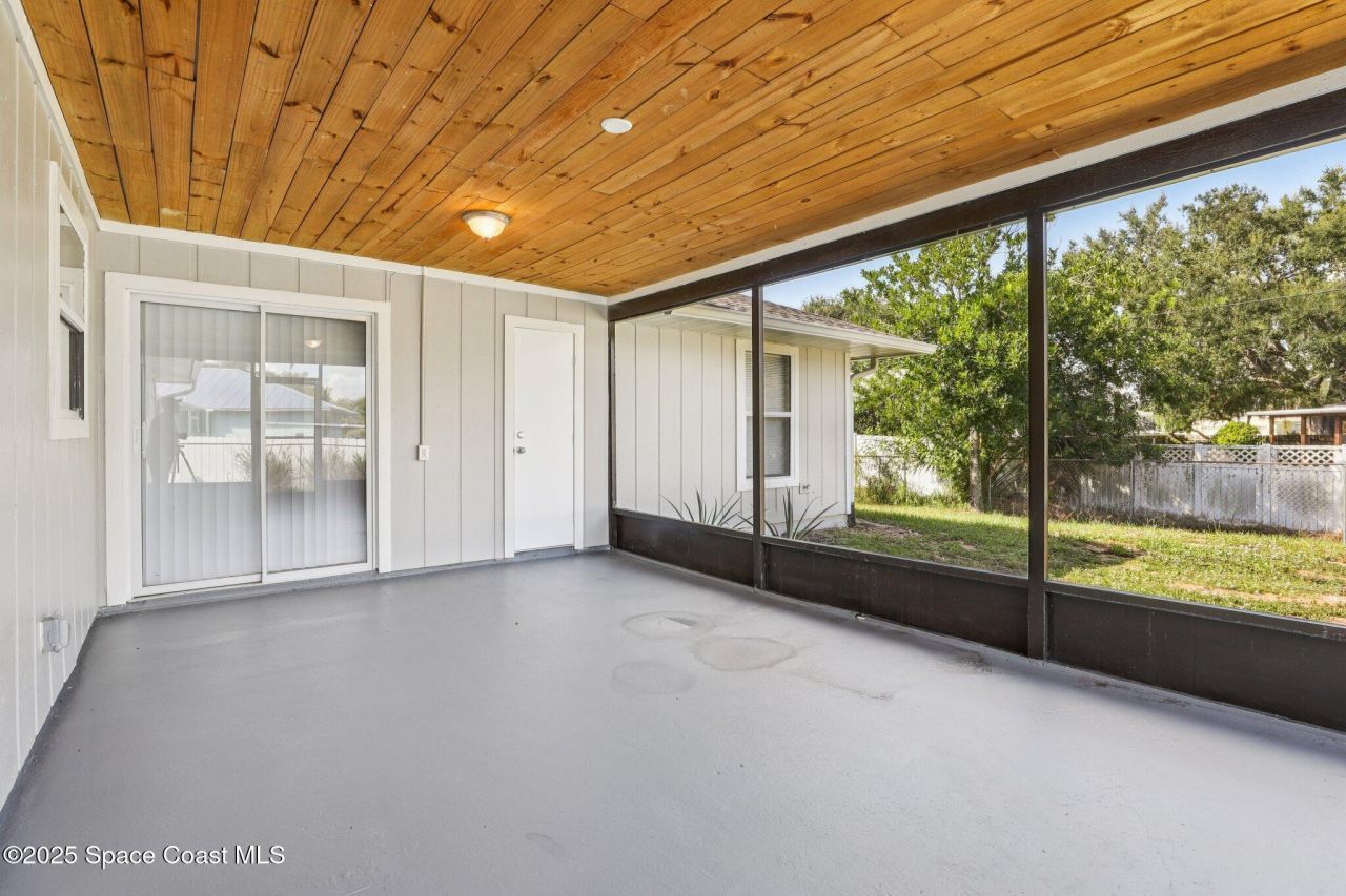 493 Quarry Lane, Sebastian, FL 32958 Photo