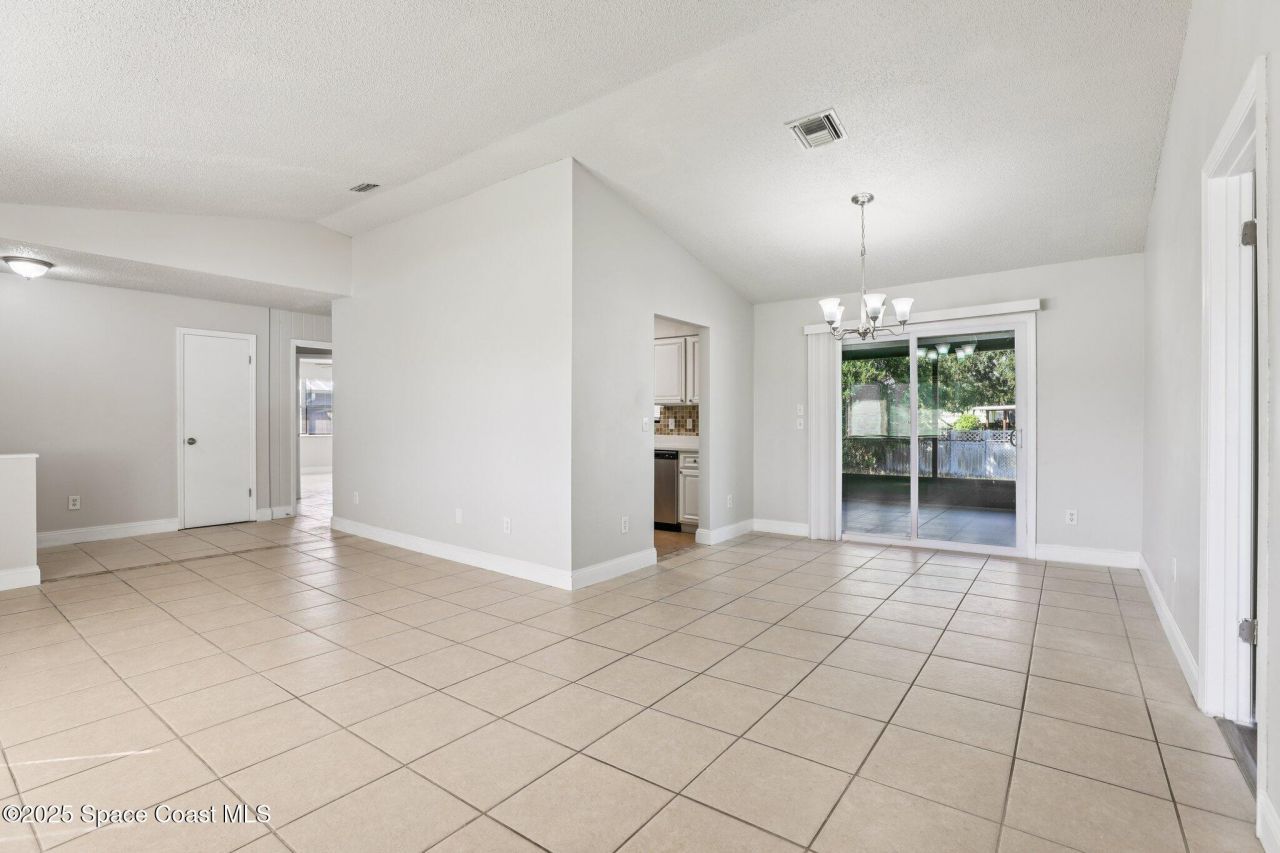 493 Quarry Lane, Sebastian, FL 32958 Photo