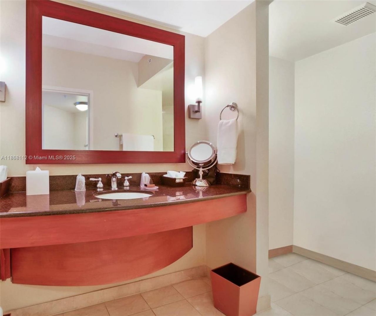 18001 Collins Ave, Unit 2910, Sunny Isles Beach, FL 33160 Photo