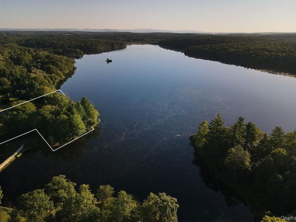 2 Lena Road, Forestburgh, NY 00000