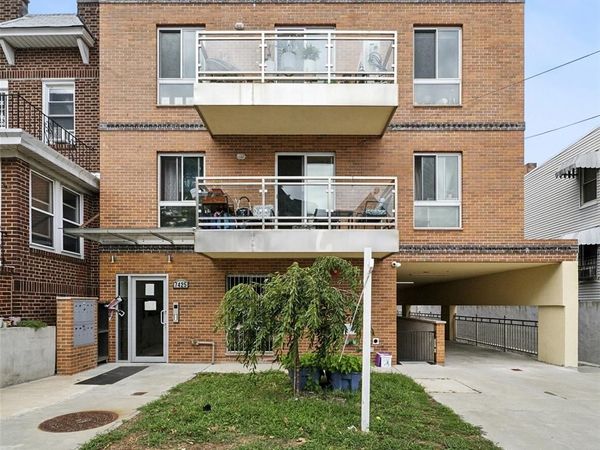 7425 43rd Avenue, Unit 3A, Elmhurst, NY 11373