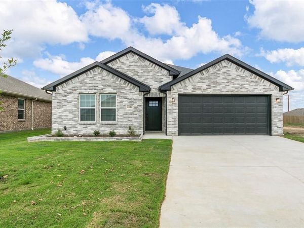 6104 Kayla Lane, Greenville, TX 75402