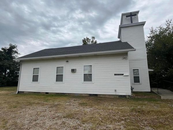 8688 National Road SE, Thornville, OH 43076