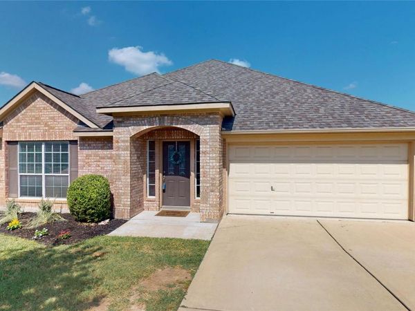 1703 Oakland DR, Cedar Park, TX 78613