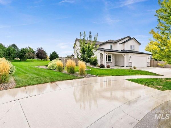 5569 S Stromboli Pl, Meridian, ID 83642
