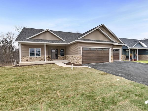 4137 Waters Edge Drive, BELVIDERE, IL 61008