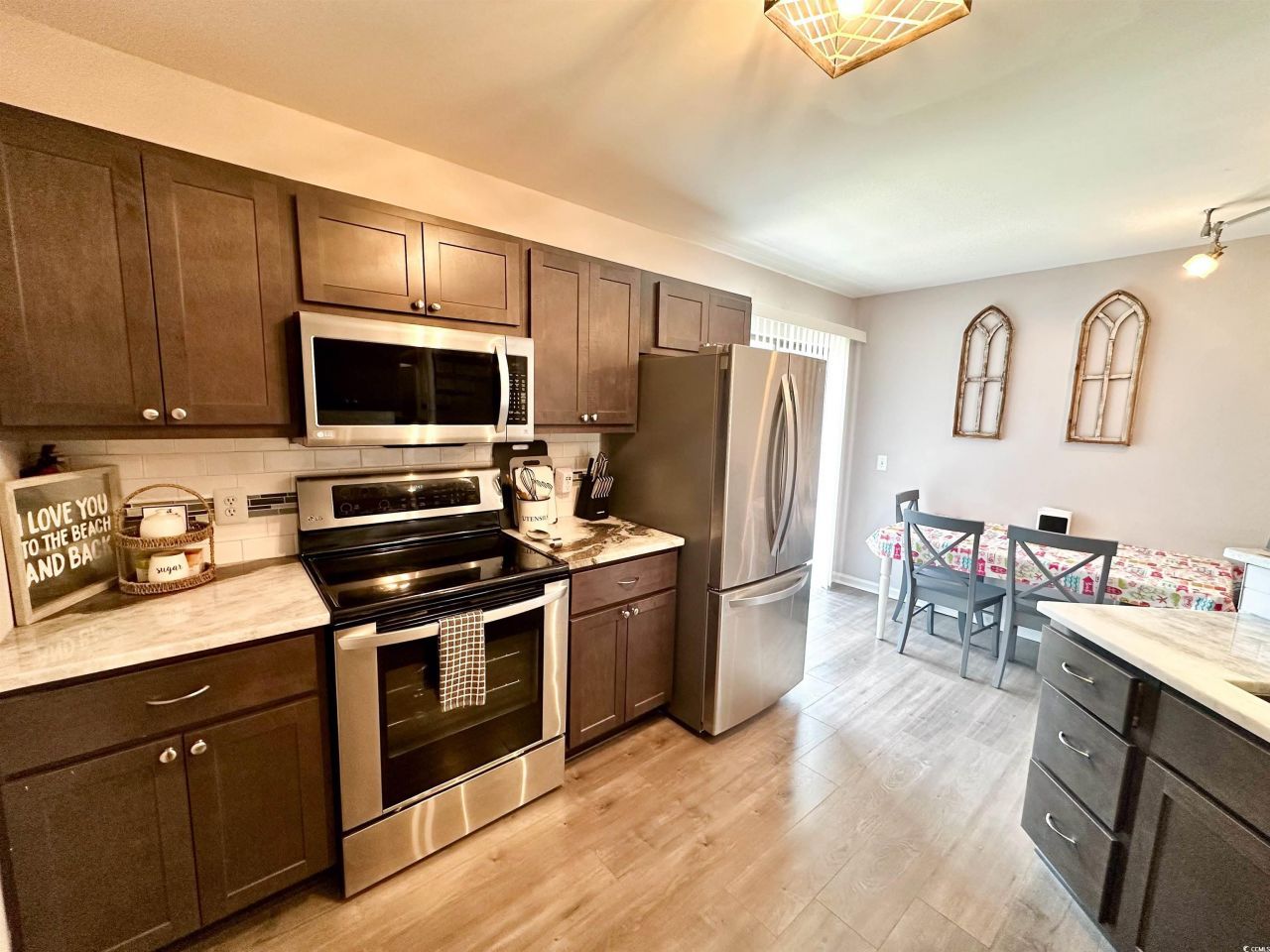 1356 Glenns Bay Rd. Photo 11