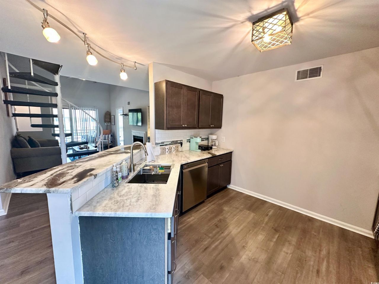 1356 Glenns Bay Rd. Photo 8