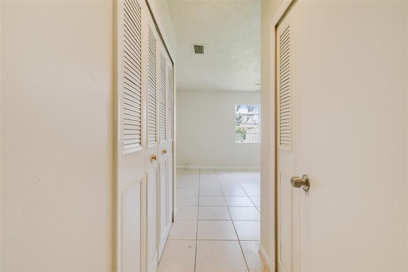 458 SE Galleon Lane, Port Saint Lucie, FL 34983 Photo