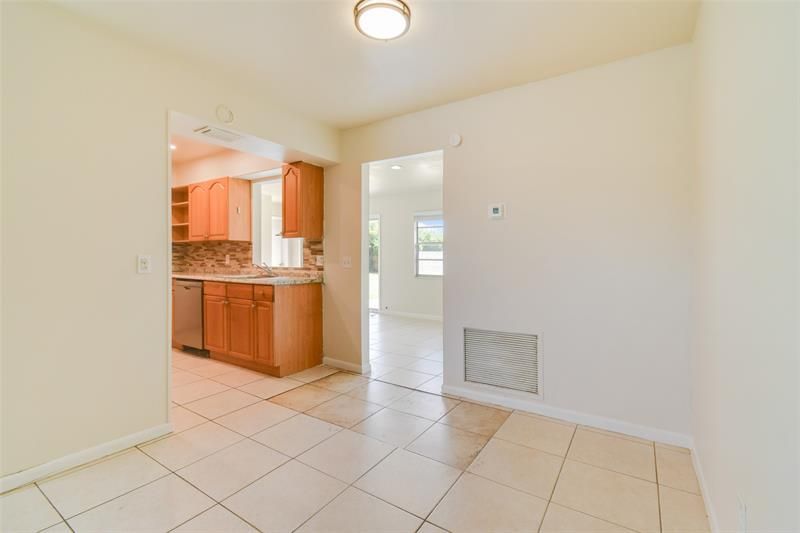 458 SE Galleon Lane, Port Saint Lucie, FL 34983 Photo